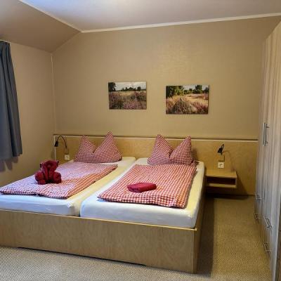 Albersrosenhof Seeblick2024 06 Mittel