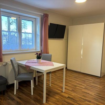 Albersrosenhof Appartement2024 02 Mittel